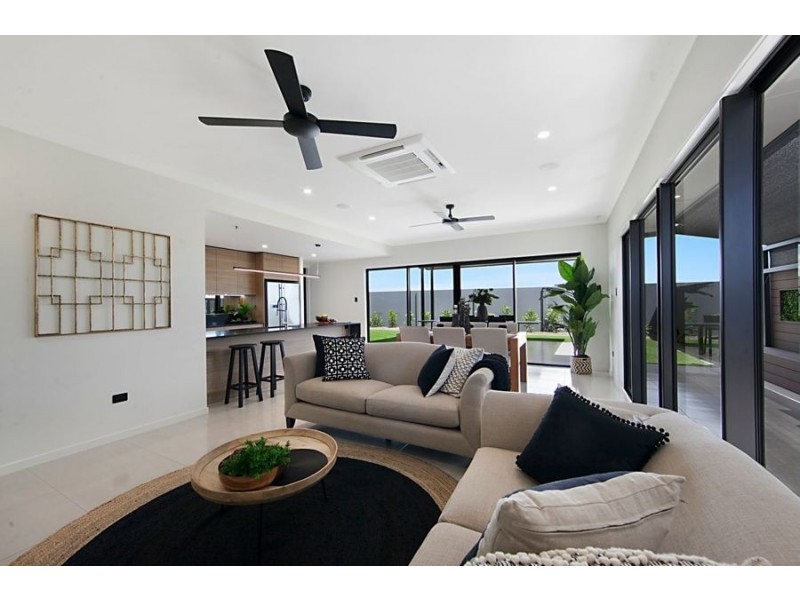 77 Barramundi Circuit, Burdell QLD 4818