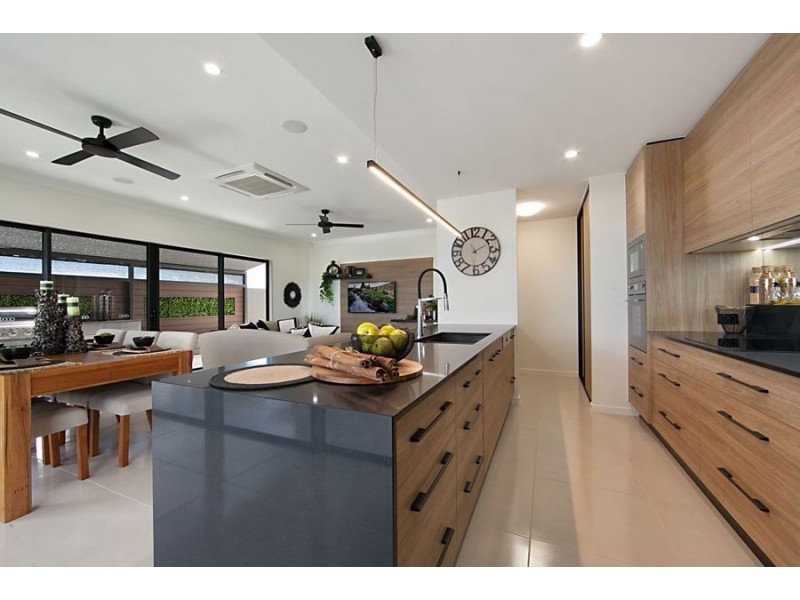 77 Barramundi Circuit, Burdell QLD 4818