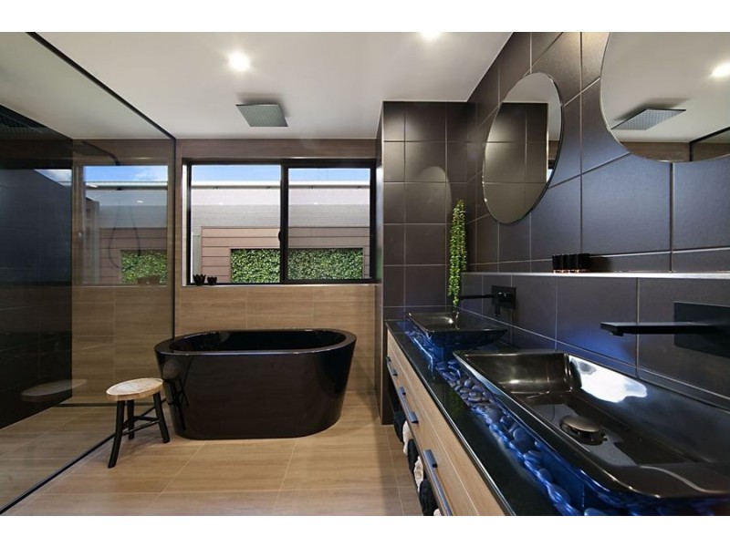 77 Barramundi Circuit, Burdell QLD 4818