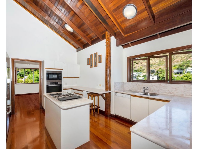 3 Queen Street, North Ward QLD 4810