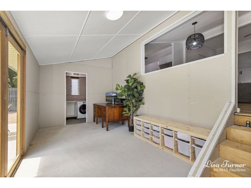 79 Eleventh Avenue, Railway Estate QLD 4810