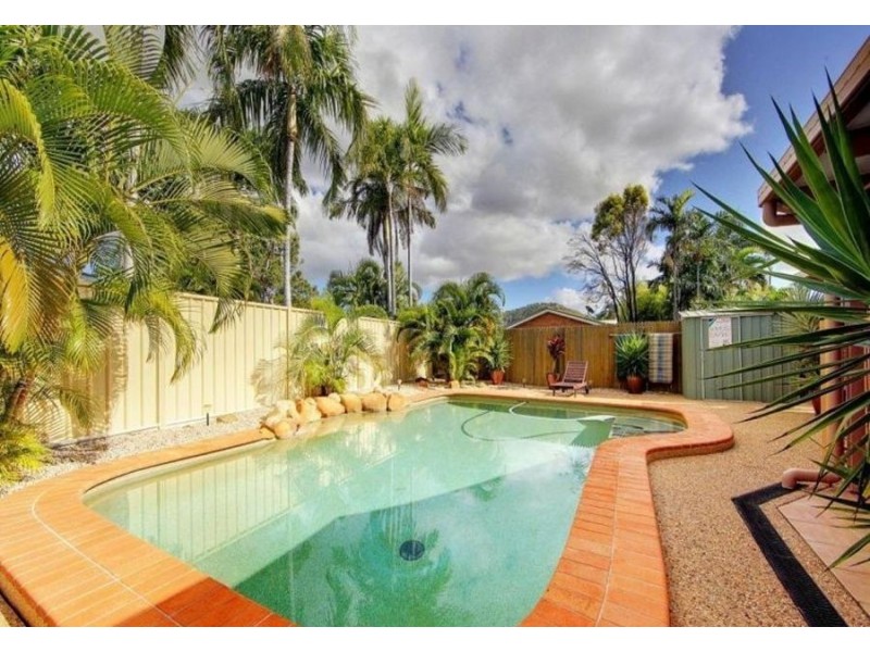 6 Capri Court, Heatley QLD 4814