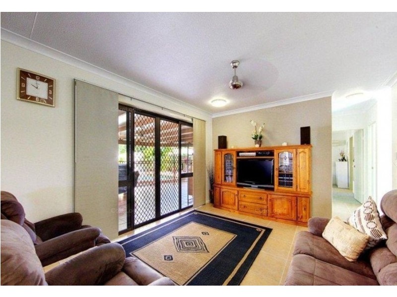 6 Capri Court, Heatley QLD 4814