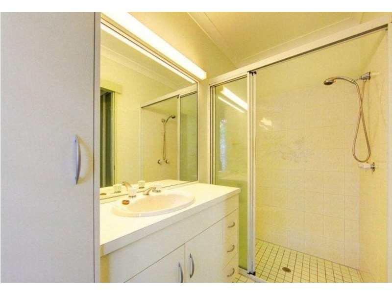 6 Capri Court, Heatley QLD 4814