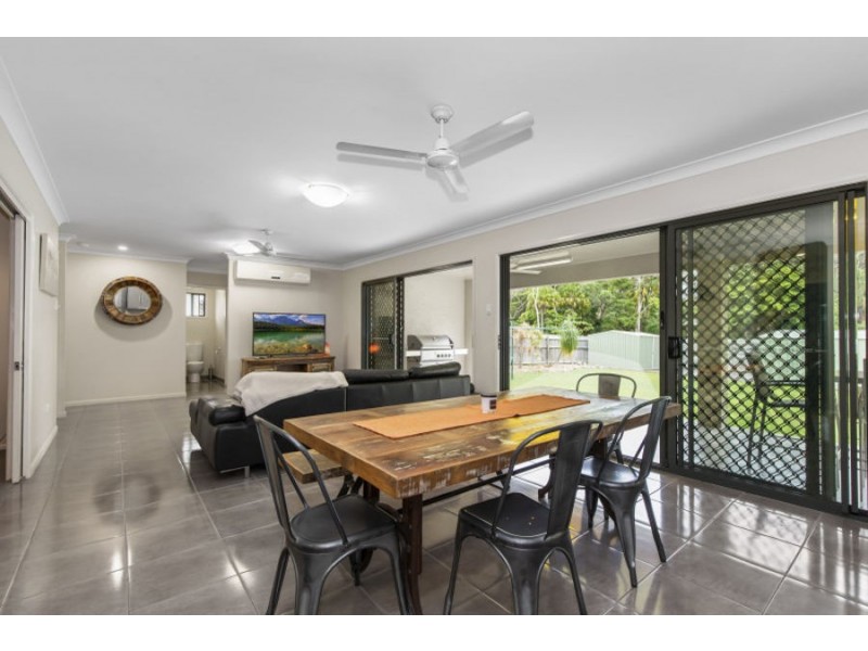 5 Currawinya Court, Bushland Beach QLD 4818