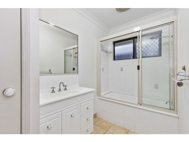 33 Dundas Court, Kirwan QLD 4817