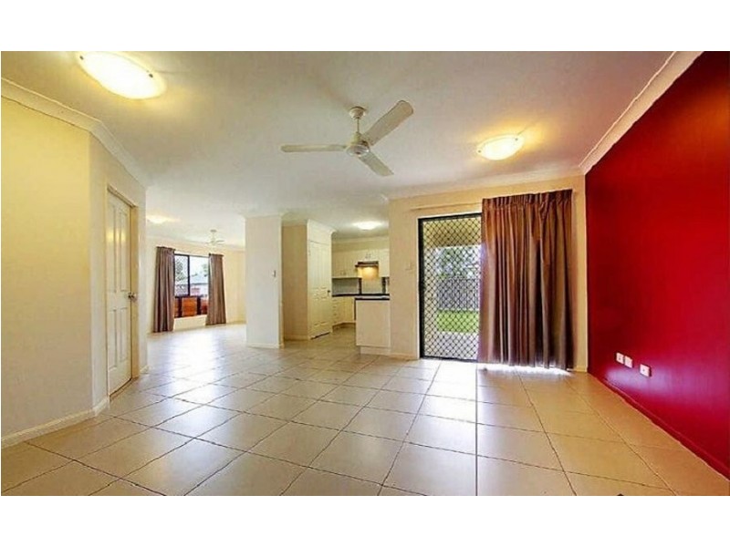 19 Fitzallan Street, Bushland Beach QLD 4818