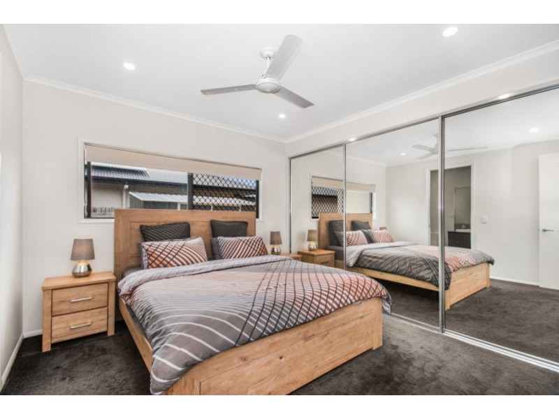 39 Fremont Street, Mount Low QLD 4818