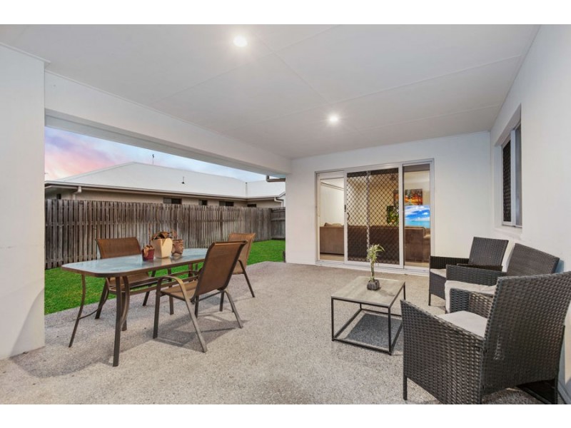 19 Daydream Circuit, Burdell QLD 4818