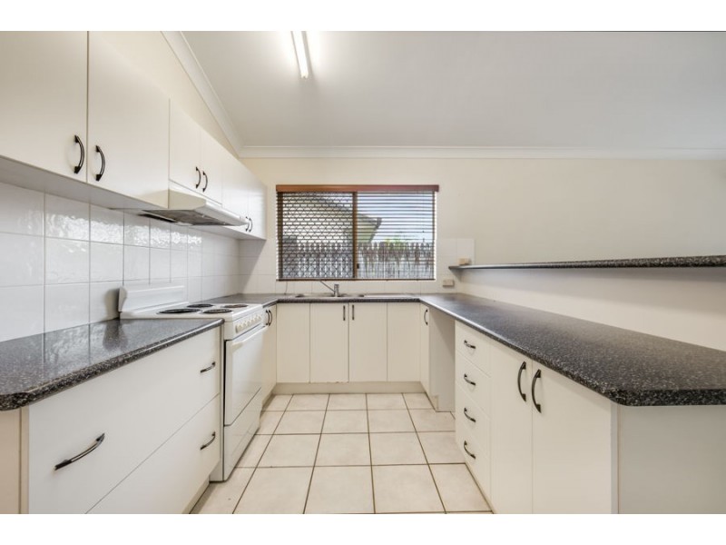 16 Scholars Place, Douglas QLD 4814