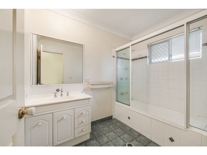 16 Scholars Place, Douglas QLD 4814