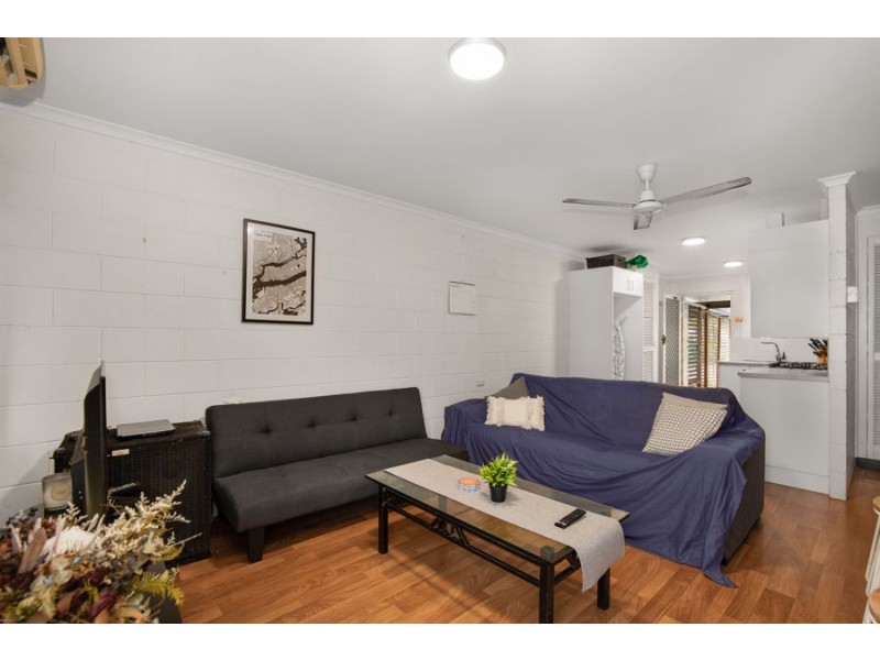 2/168 Dalrymple Service Road, Currajong QLD 4812