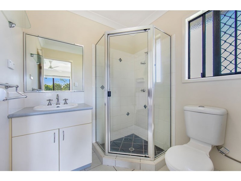 1 Kempton Chase, Burdell QLD 4818