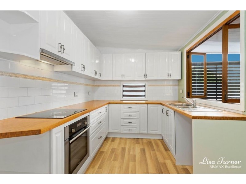 15 Seventh Street, Railway Estate QLD 4810