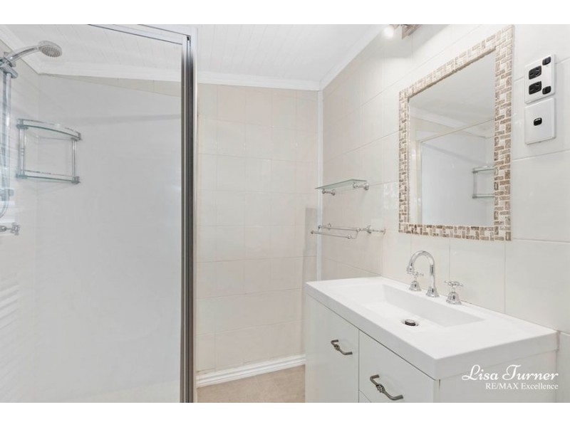 15 Seventh Street, Railway Estate QLD 4810