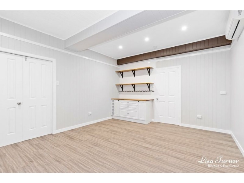 15 Seventh Street, Railway Estate QLD 4810