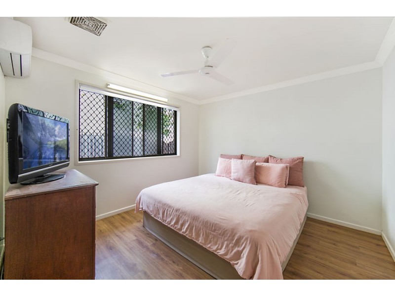 10 Sallows Street, Pallarenda QLD 4810