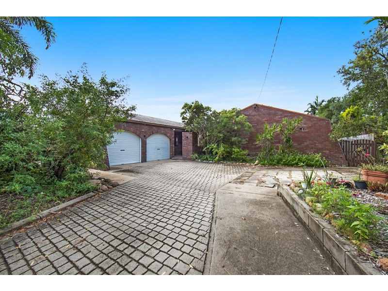 10 Sallows Street, Pallarenda QLD 4810