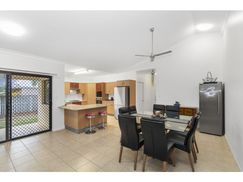 17 Woodwark Drive, Bushland Beach QLD 4818