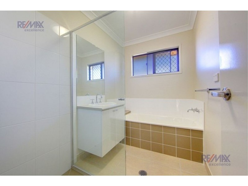 11 Marquise Circuit, Burdell QLD 4818