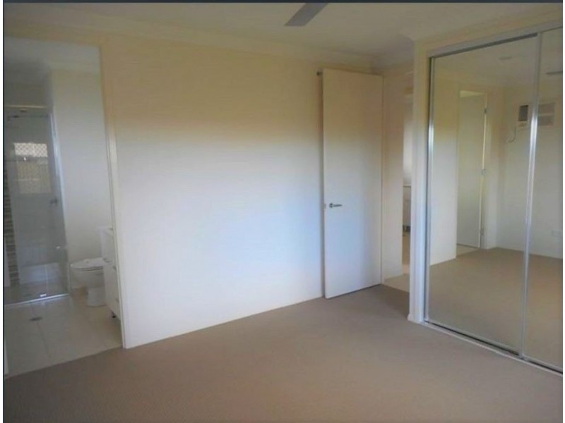 10 Filmoy Place, Bushland Beach QLD 4818