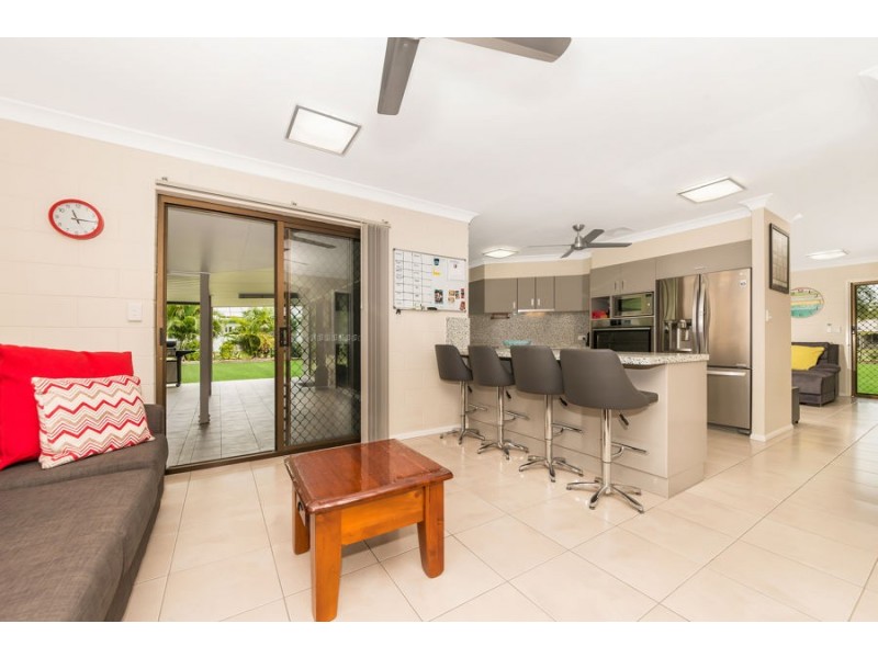 42 Flagstone Avenue, Rangewood QLD 4817