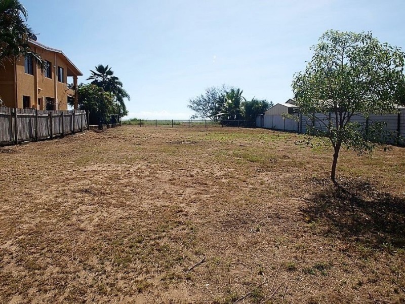 22 Esplanade, Bluewater QLD 4818