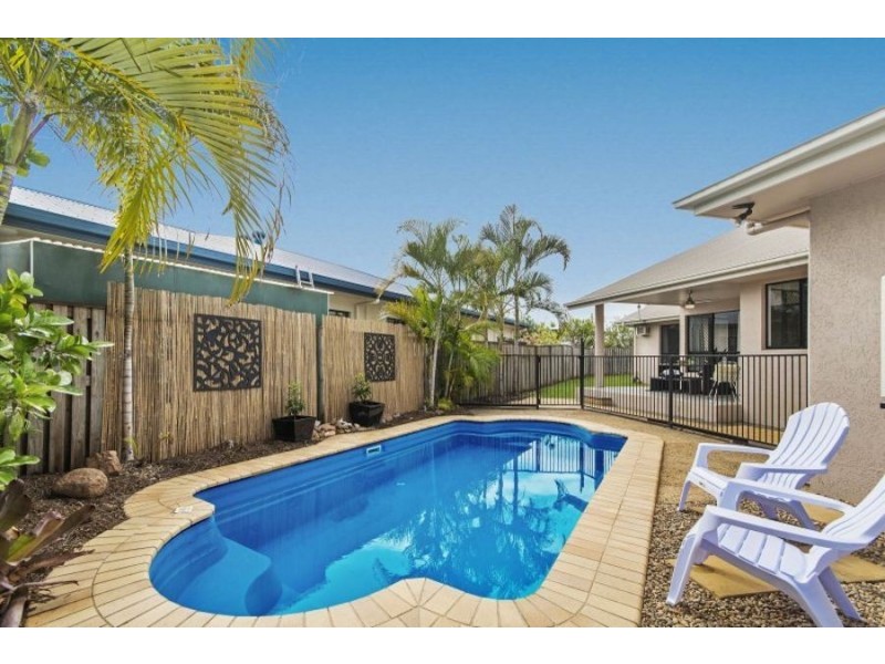 40 Woodwark Drive, Bushland Beach QLD 4818
