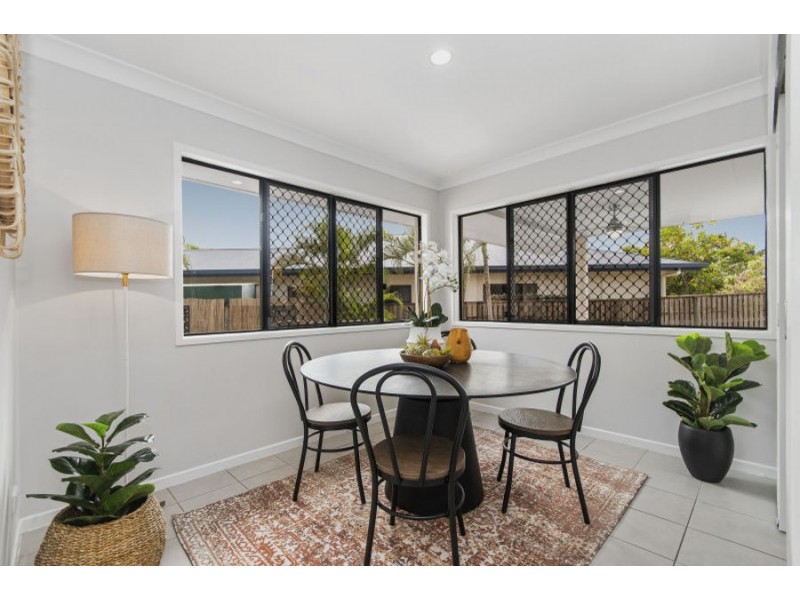 40 Woodwark Drive, Bushland Beach QLD 4818