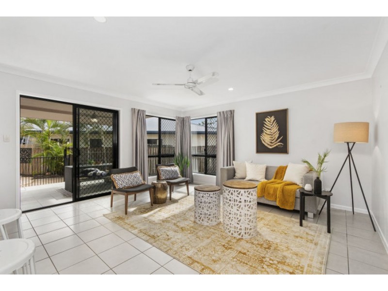 40 Woodwark Drive, Bushland Beach QLD 4818