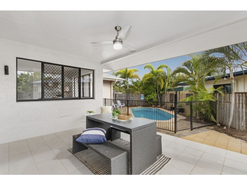 40 Woodwark Drive, Bushland Beach QLD 4818