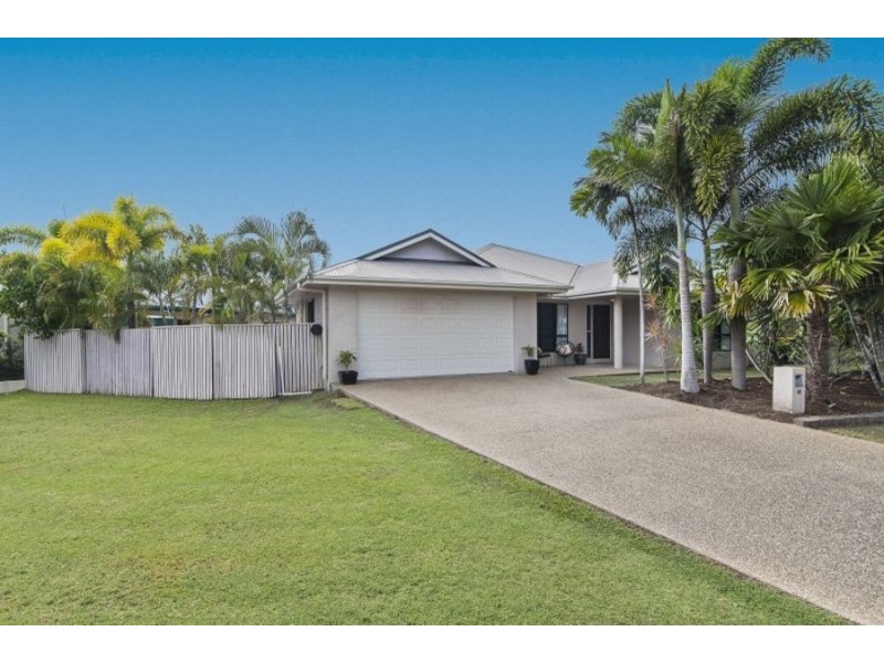 40 Woodwark Drive, Bushland Beach QLD 4818