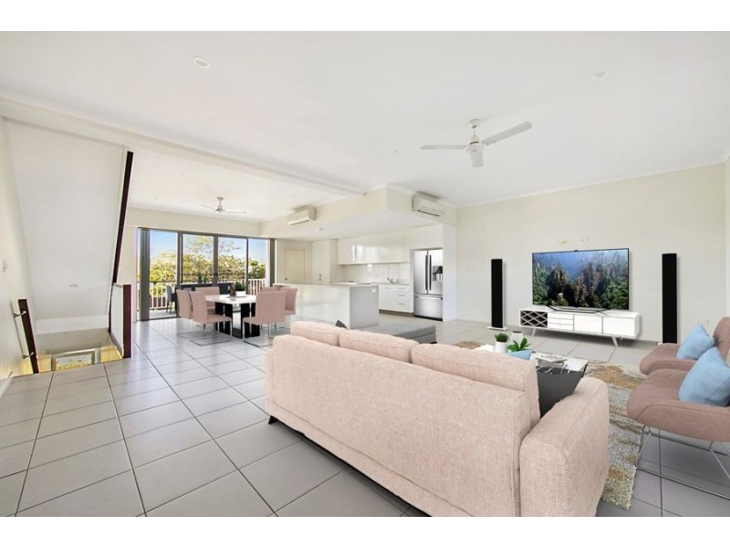 2/146 Eyre Street, North Ward QLD 4810