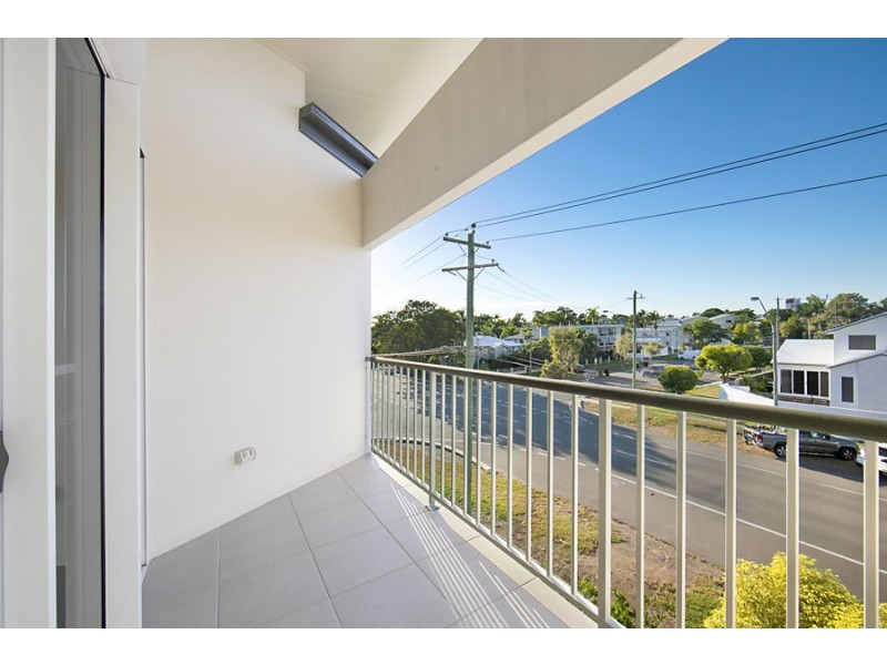 2/146 Eyre Street, North Ward QLD 4810