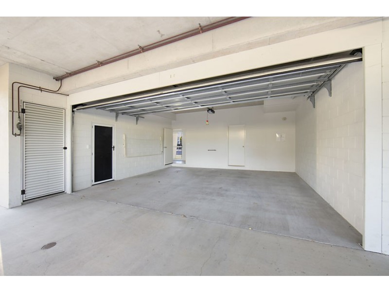 2/146 Eyre Street, North Ward QLD 4810