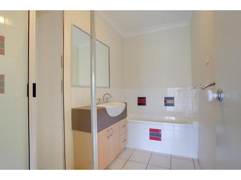 15 Bellingham Crescent, Kirwan QLD 4817