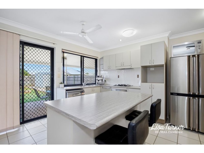 7 Blue Wren Drive, Kelso QLD 4815