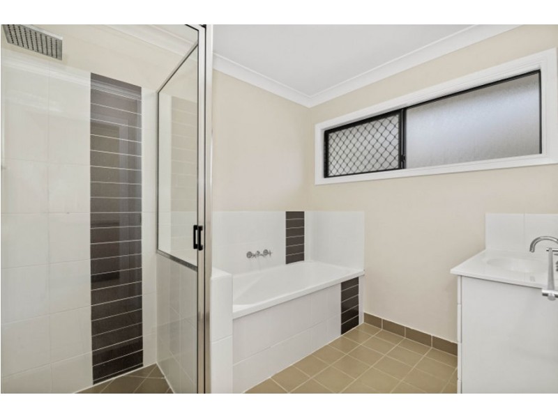 83 Woodwark Drive, Bushland Beach QLD 4818