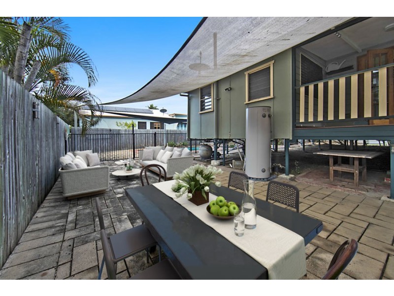 9 Ninth Avenue, Railway Estate QLD 4810