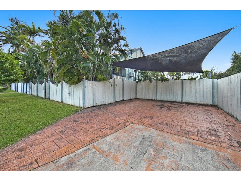 9 Ninth Avenue, Railway Estate QLD 4810
