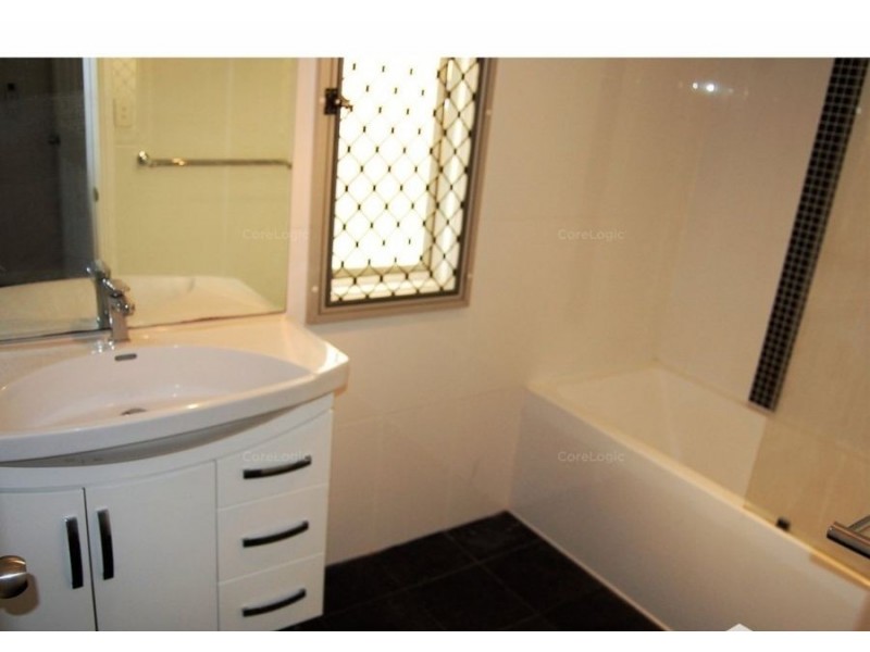 53 Howlett Street, Currajong QLD 4812