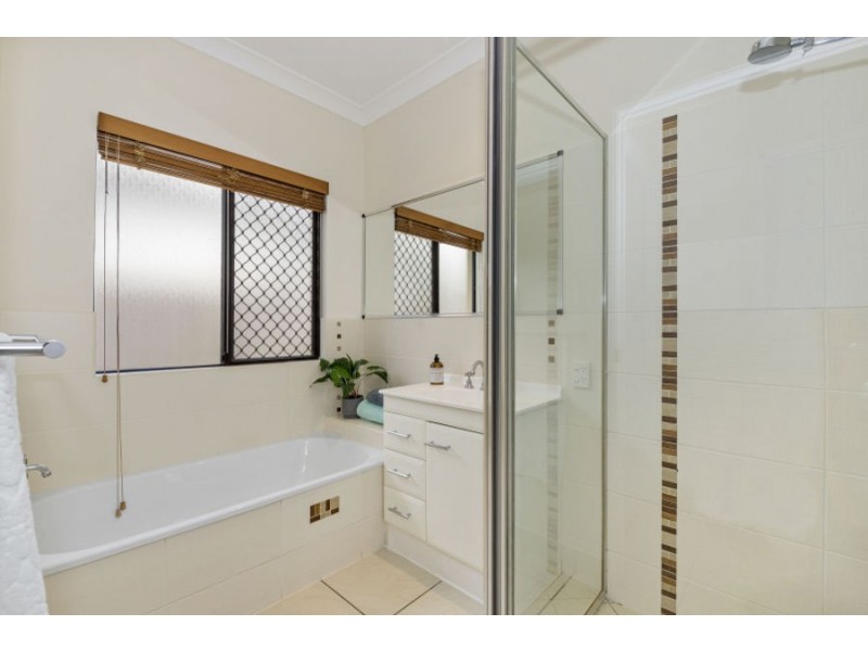 9 Keswick Street, Bushland Beach QLD 4818