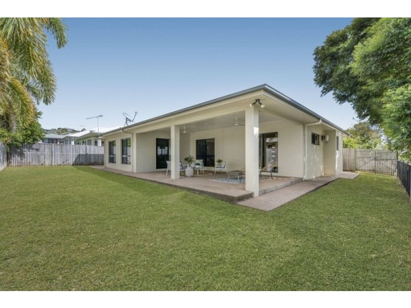 9 Keswick Street, Bushland Beach QLD 4818