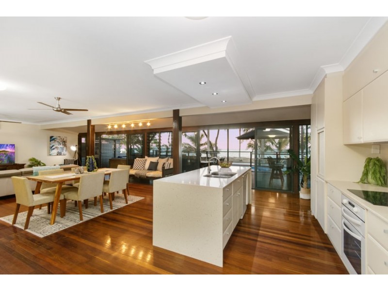 117 Cay Street, Saunders Beach QLD 4818