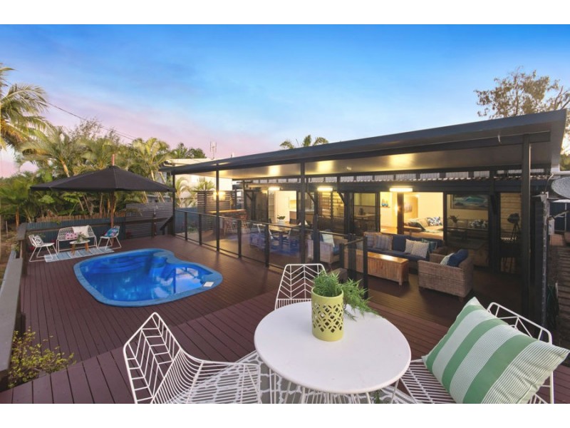 117 Cay Street, Saunders Beach QLD 4818