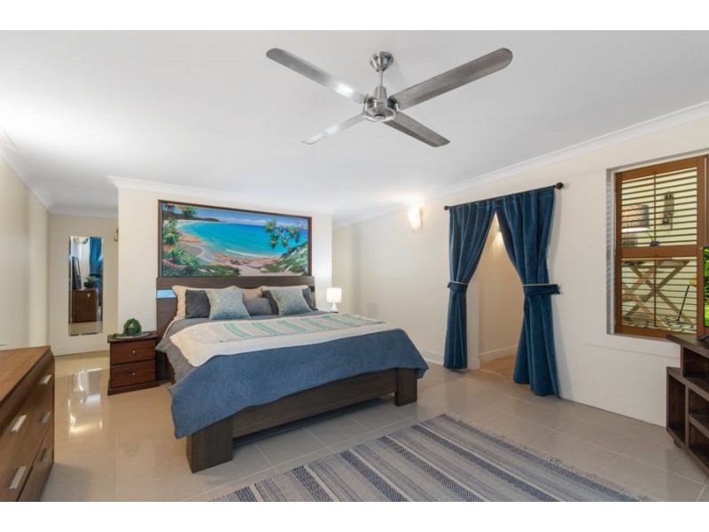 117 Cay Street, Saunders Beach QLD 4818