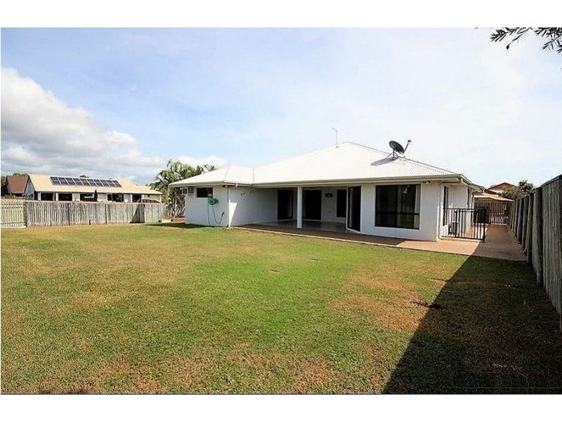 95 Woodwark Drive, Bushland Beach QLD 4818