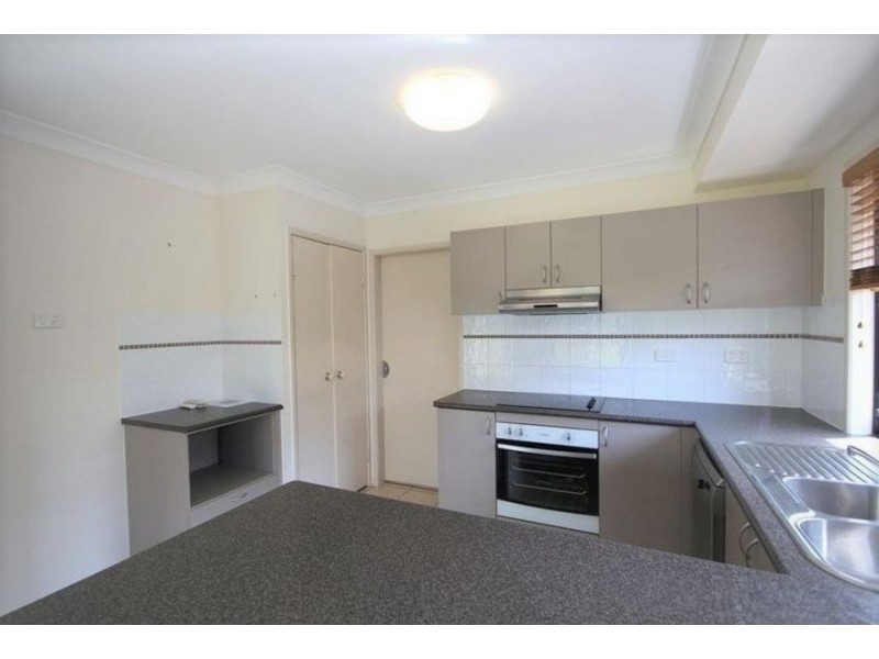 95 Woodwark Drive, Bushland Beach QLD 4818