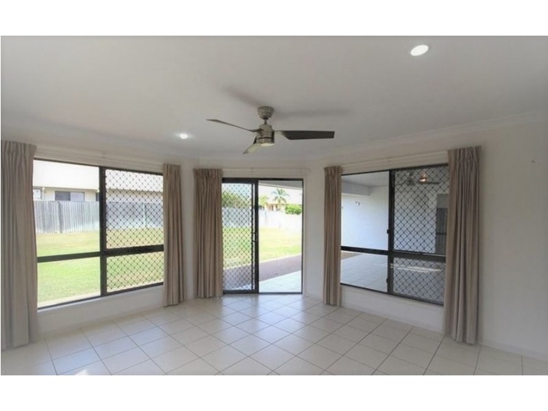 95 Woodwark Drive, Bushland Beach QLD 4818