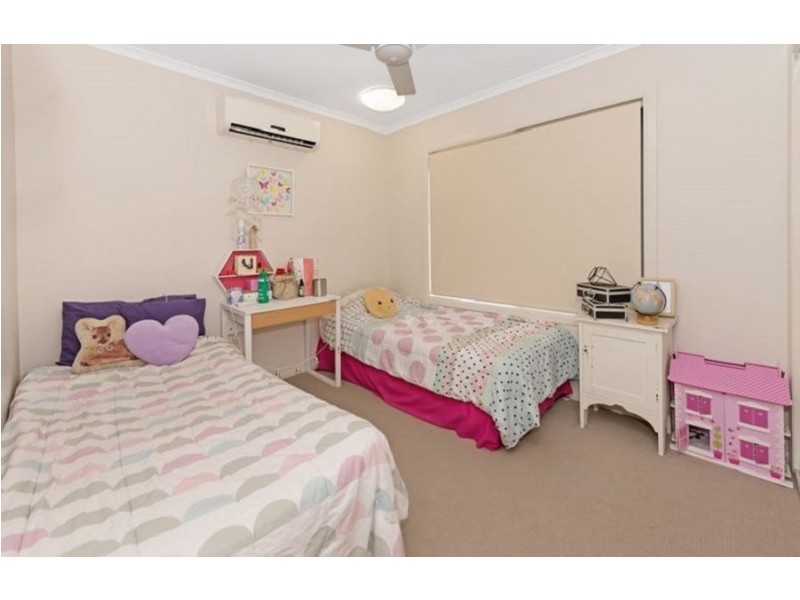 16 Bilbao Place, Bushland Beach QLD 4818